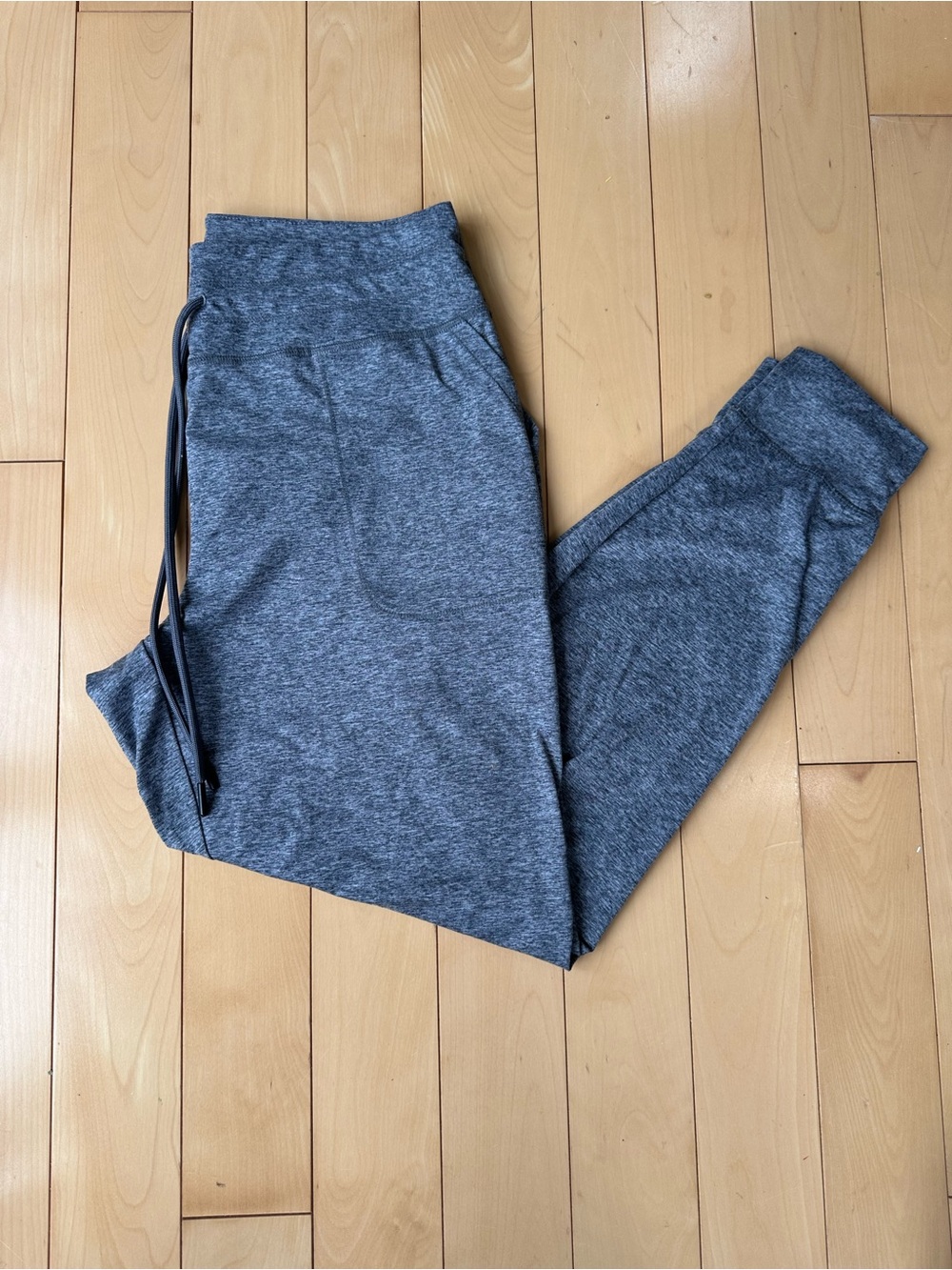 Lolë Gray Cozy Drawstring Jogger Pants
